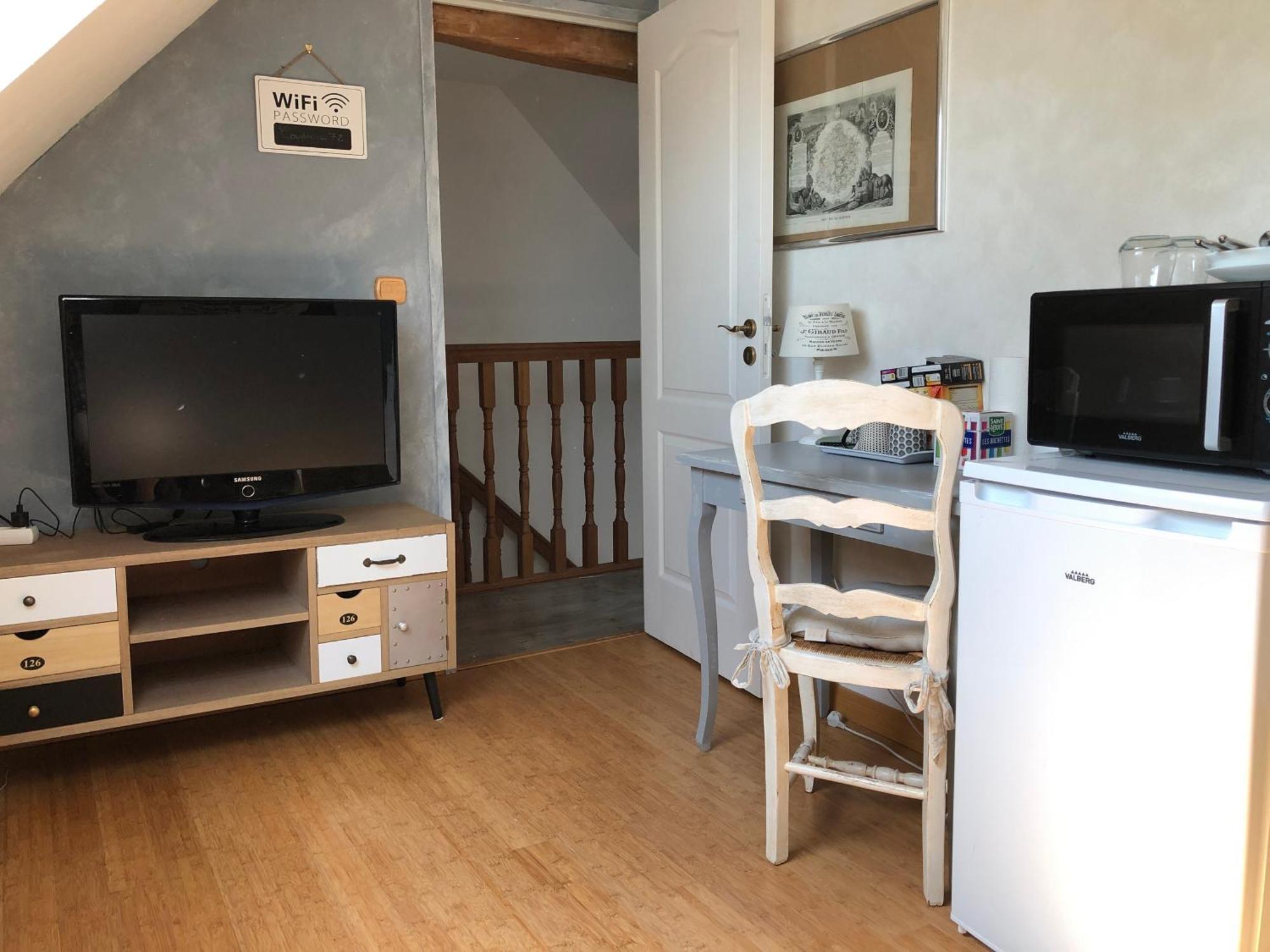 Ferienwohnung Chambre Double Avec Sdb Privee Au Milieu Des Champs Teloché Exterior foto